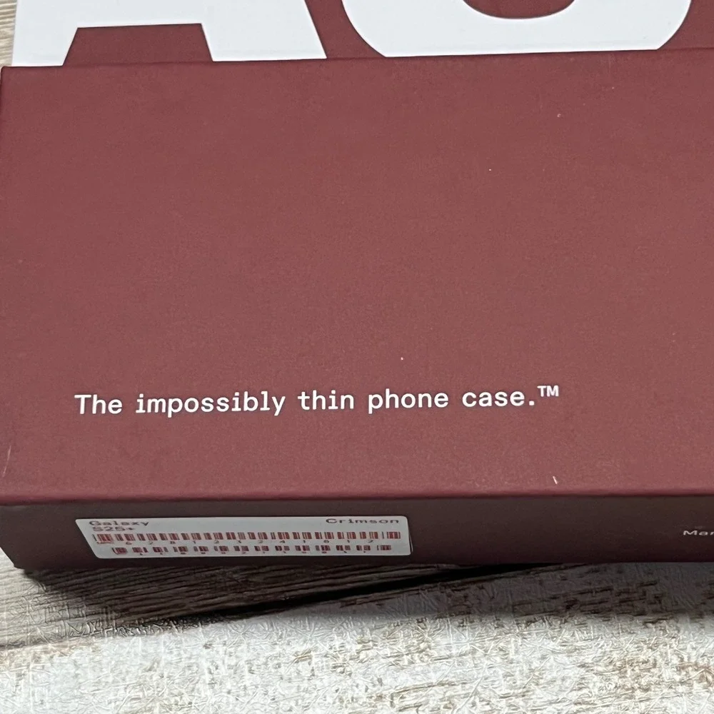 Latercase‎ Carbon Fiber Phone Case Samsung Galaxy S25 Plus Crimson Thin Open Box